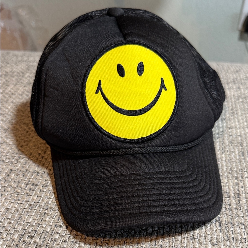 Aviator Nation Smiley‎ Face Trucker Hat OSFM
